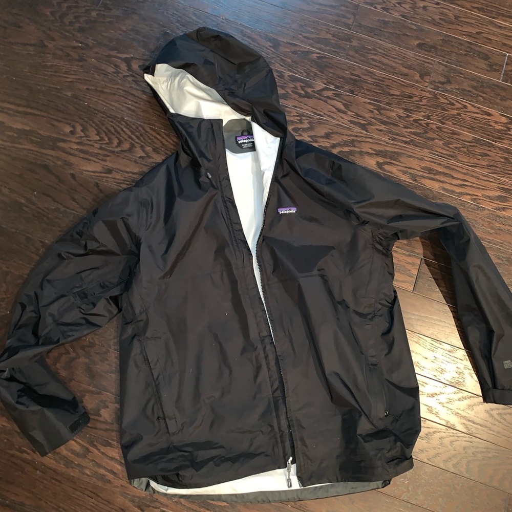 Patagonia Men’s Torrentshell rain jacket XL
